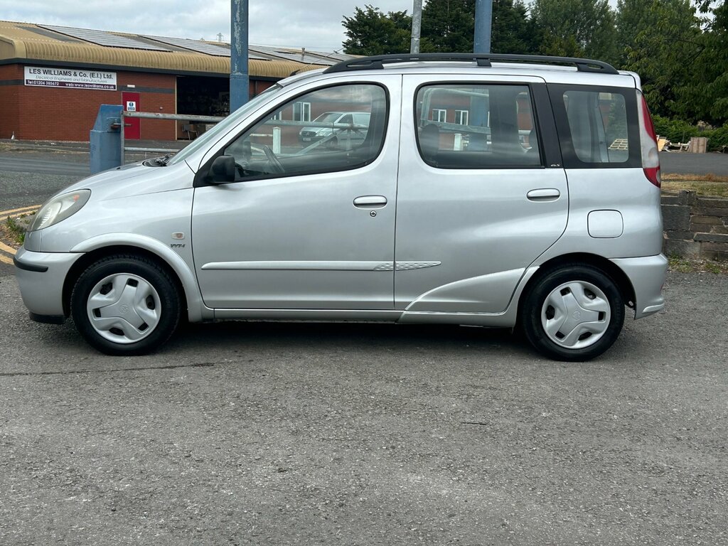 Toyota Verso 1.3 Vvt-i Verso Gs Hatchback Silver #5