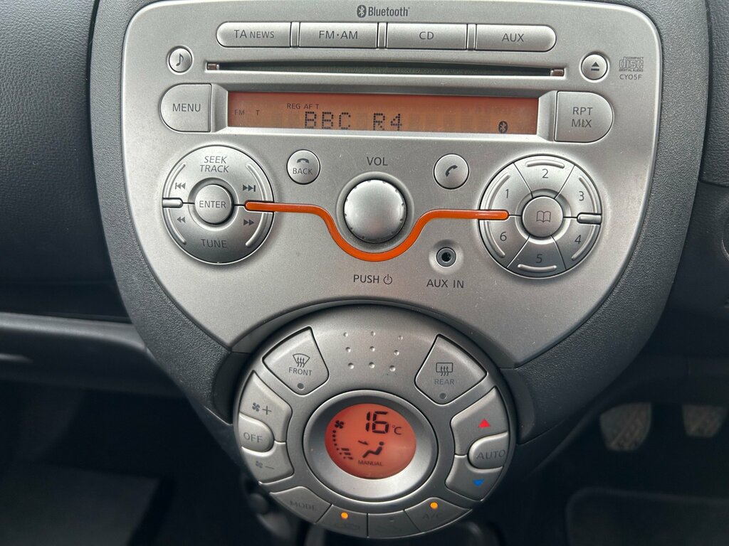 Nissan Micra Micra Acenta Red #15