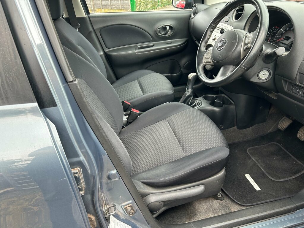 Nissan Micra Micra Acenta Red #12