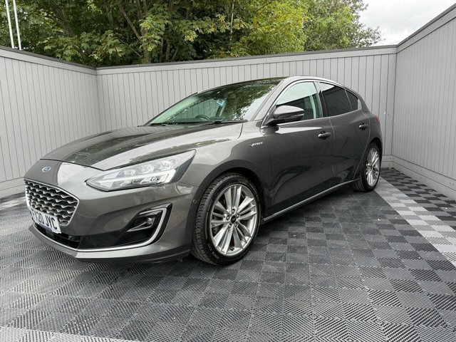 Ford Focus 2020 1.0T Ecoboost Vignale Hatchback Ma Grey
