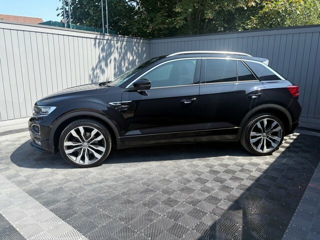 Volkswagen T-Roc 2020 1.5 Tsi Gpf Evo R-line Suv DA20GXZ Black #3