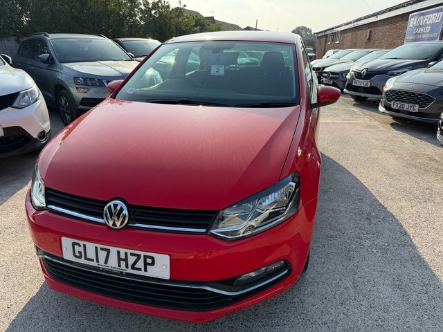 Volkswagen Polo 2017 1.2 Tsi Bluemotion Tech Match Edition Hatchba Red