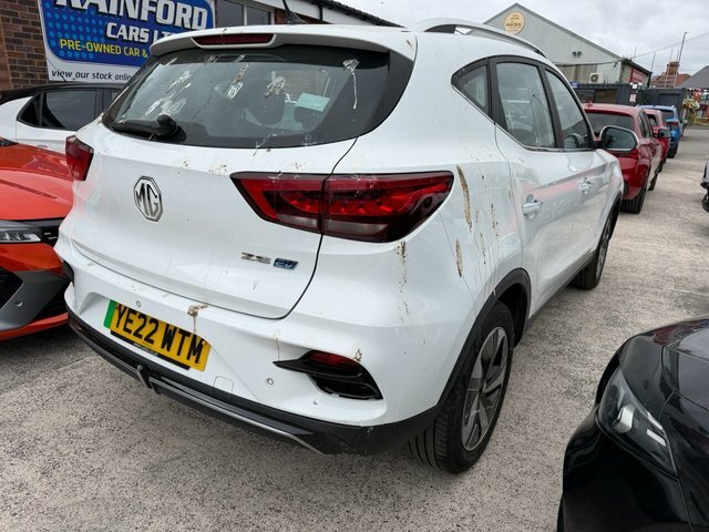MG ZS 2022 51.1Kwh Trophy Suv 176 Ps YE22WTM White #6