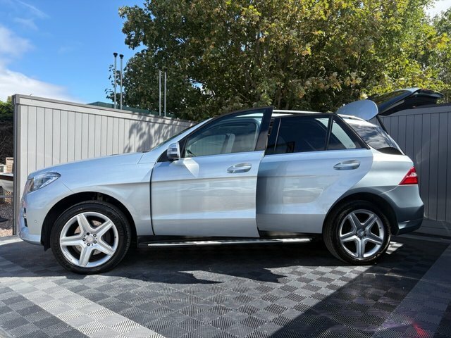 Mercedes-Benz M Class 2.0 Slc200 Amg Line Grey #10