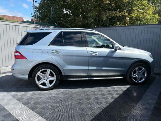 Mercedes-Benz M Class 2.0 Slc200 Amg Line Grey #27