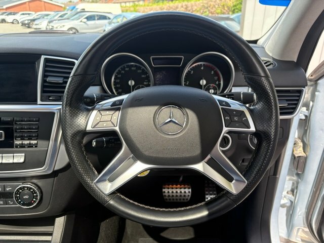 Mercedes-Benz M Class 2.0 Slc200 Amg Line Grey #20