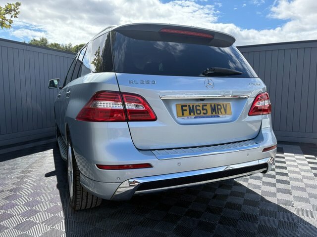 Mercedes-Benz M Class 2.0 Slc200 Amg Line Grey #30