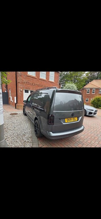 Volkswagen Caddy Maxi 2019 2.0 Tdi C20 Highline Panel Van 6Dr Man Grey #4