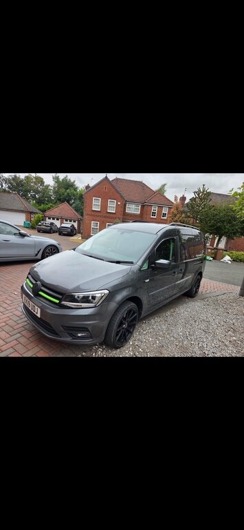 Volkswagen Caddy Maxi 2019 2.0 Tdi C20 Highline Panel Van 6Dr Man Grey #3