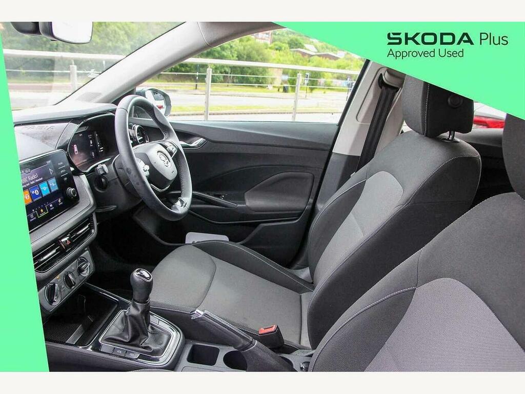 Skoda Fabia 2023 1.0 Tsi Colour Edition YP23SLU Grey #2