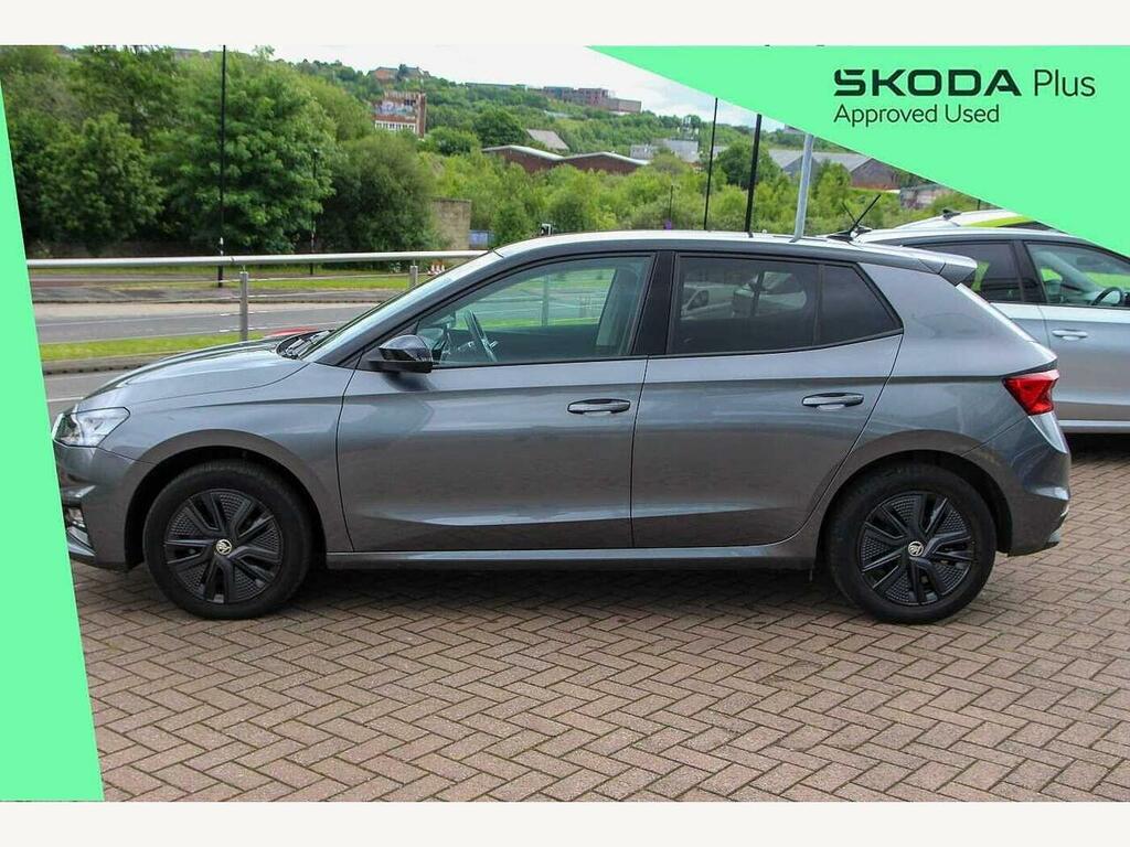 Skoda Fabia 2023 1.0 Tsi Colour Edition YP23SLU Grey #4