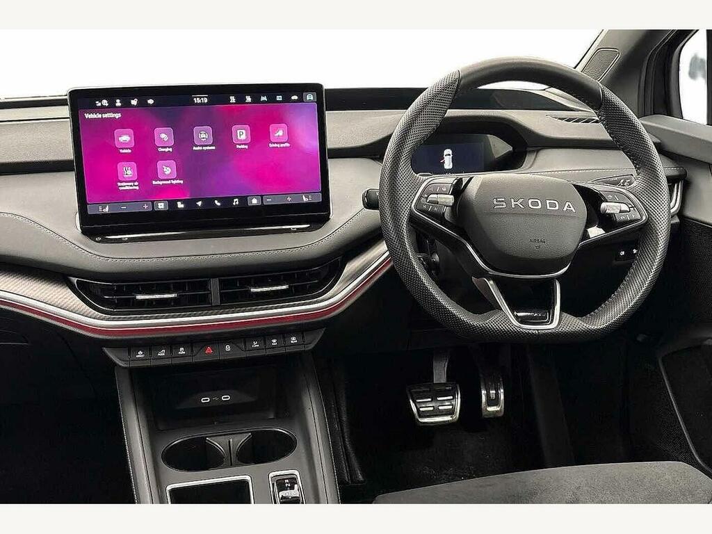 Skoda ENYAQ 2025 210Kw 85X Sportline 82Kwh 4X4 Black #2
