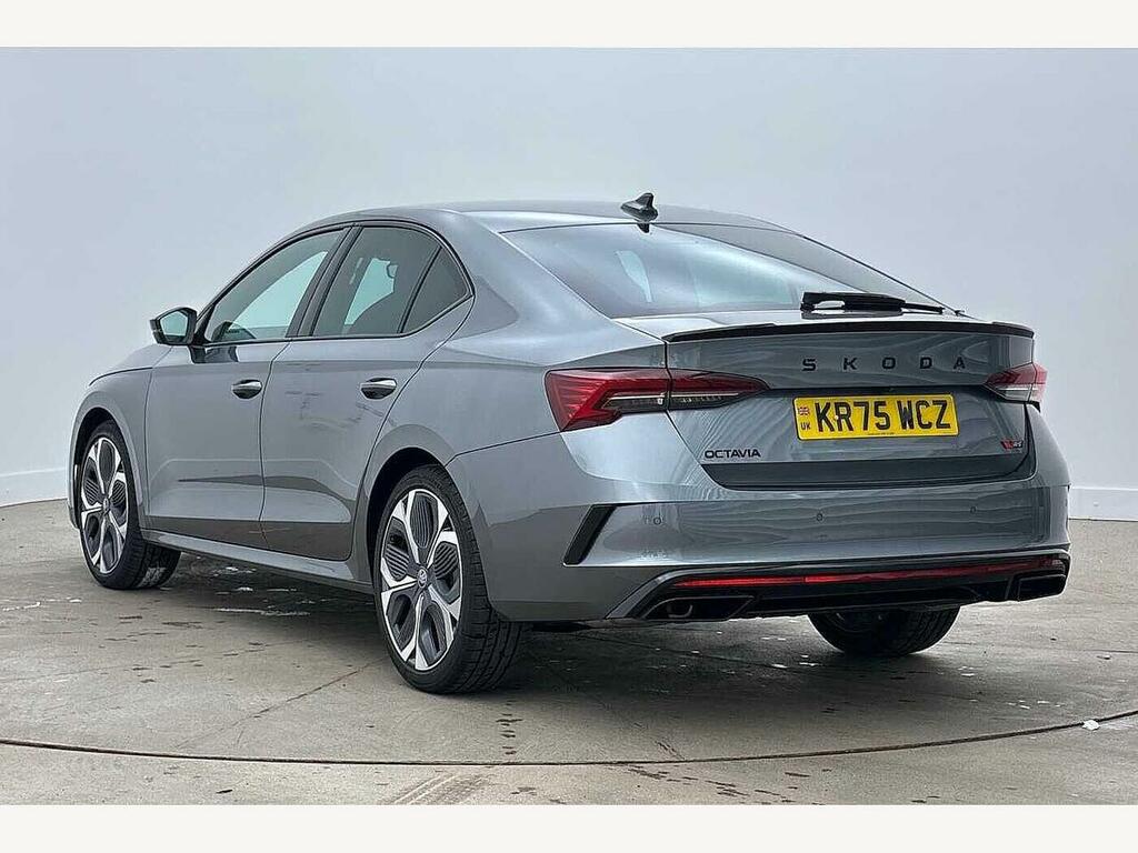 Skoda Octavia 2025 2.0 Tsi Vrs Dsg Grey #3