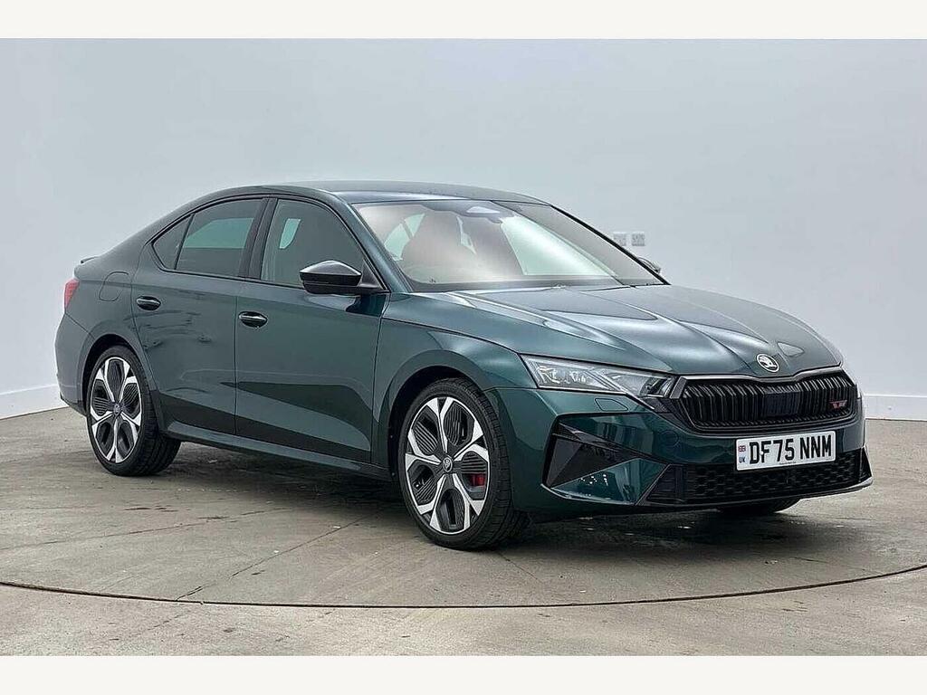 Skoda Octavia 2025 2.0 Tsi Vrs Dsg Green