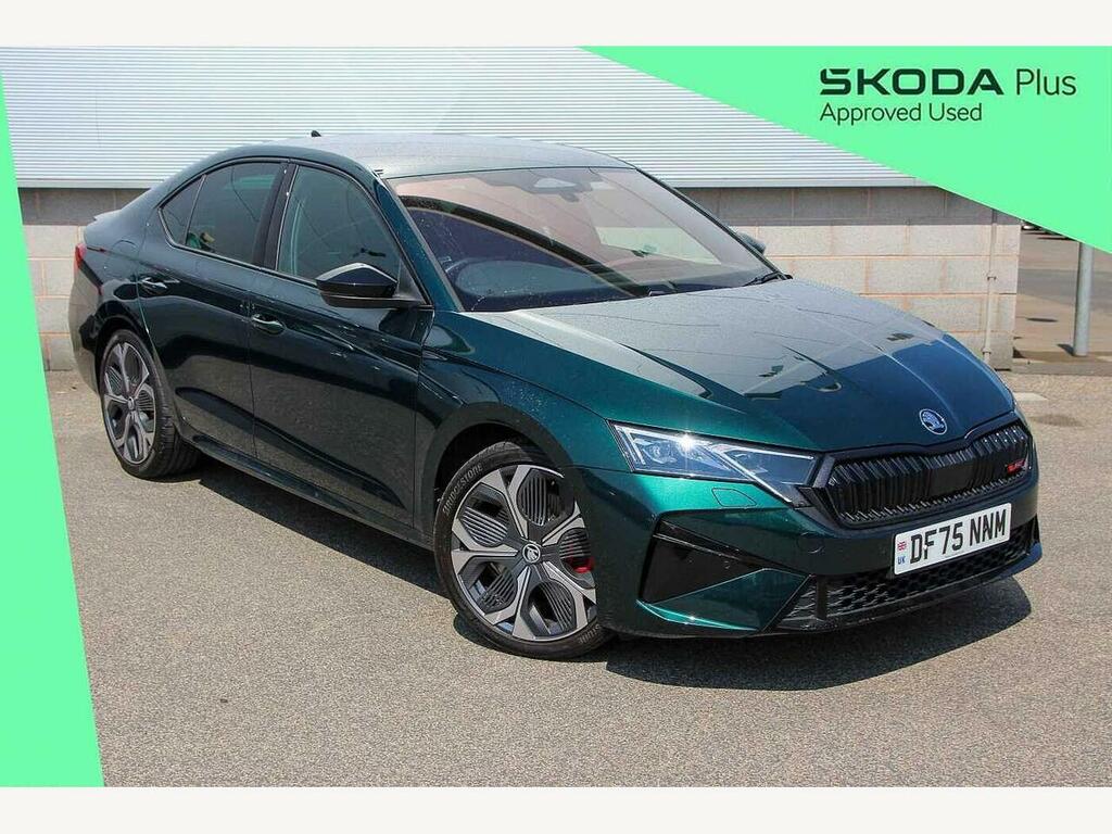 Skoda Octavia 2025 2.0 Tsi Vrs Dsg Green