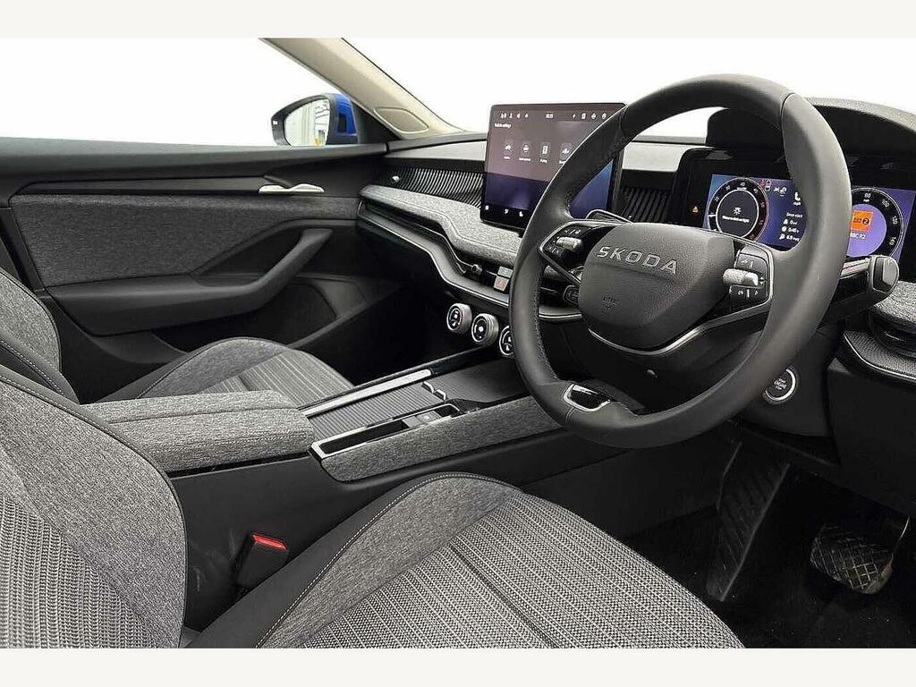 Skoda Superb 2025 2.0 Tdi Se Technology Dsg Blue #6