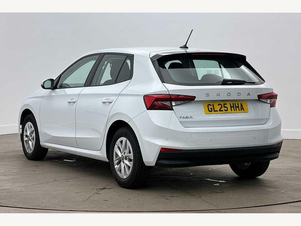 Skoda Fabia 2025 1.0 Tsi Se Edition White #3