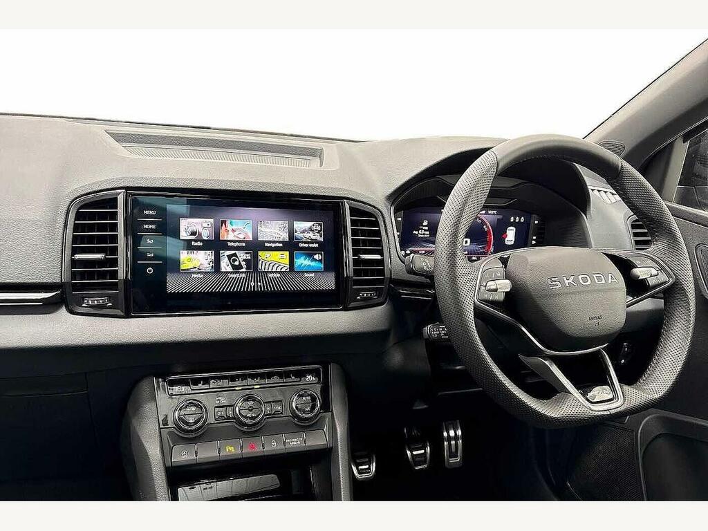 Skoda Karoq 2026 1.5 Tsi Sportline Edition Black #2