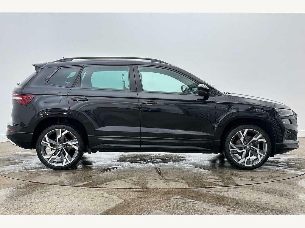 Skoda Karoq 2026 1.5 Tsi Sportline Edition Black #4