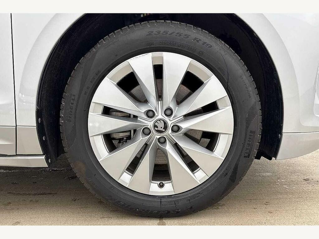 Skoda ENYAQ 2025 150Kw 60 Se L 63Kwh Silver #5