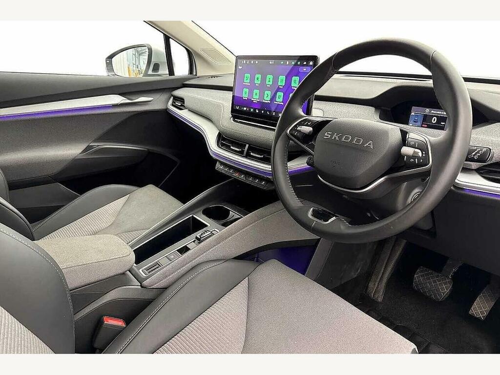 Skoda ENYAQ 2025 150Kw 60 Se L 63Kwh Silver #6