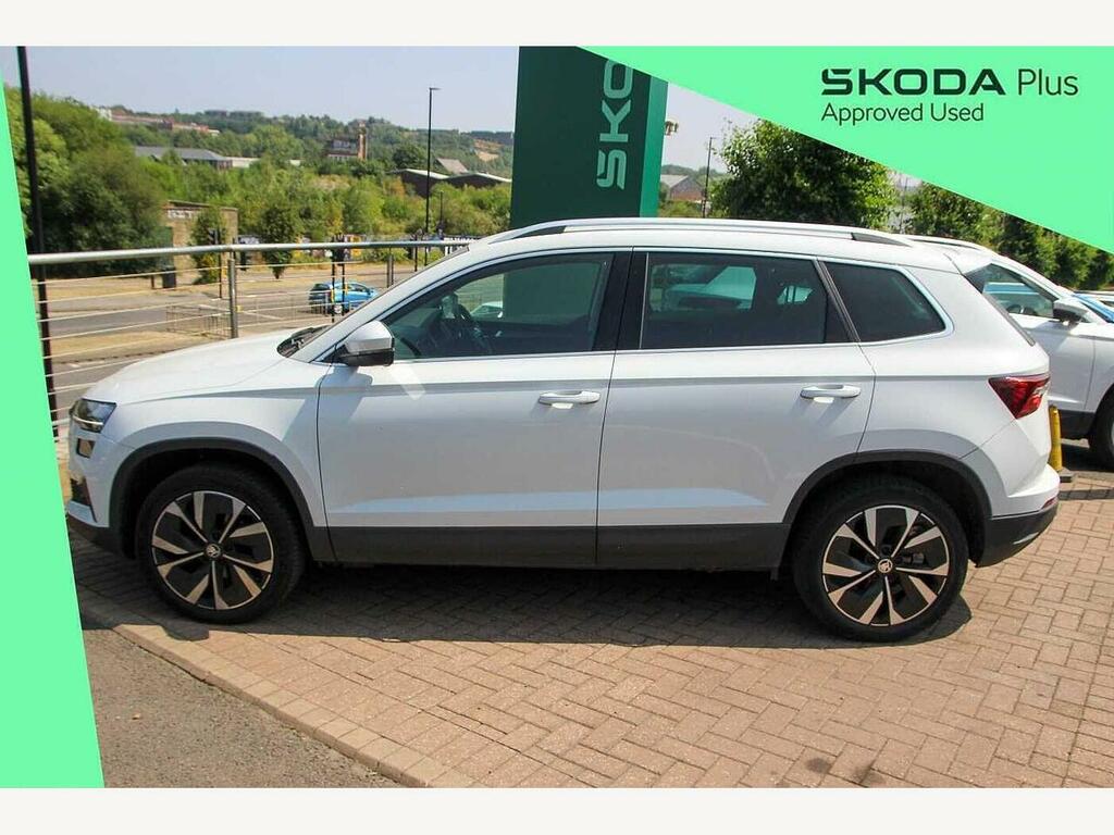 Skoda Karoq 2022 1.0 Tsi Se L White #4