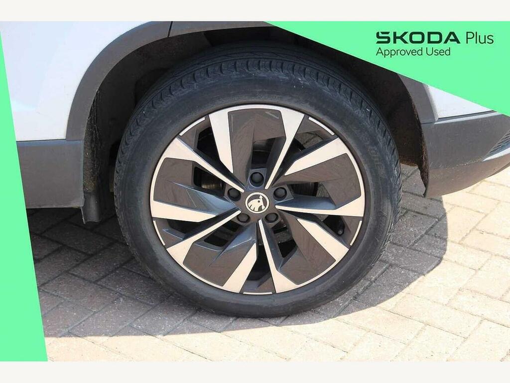 Skoda Karoq 2022 1.0 Tsi Se L White #5