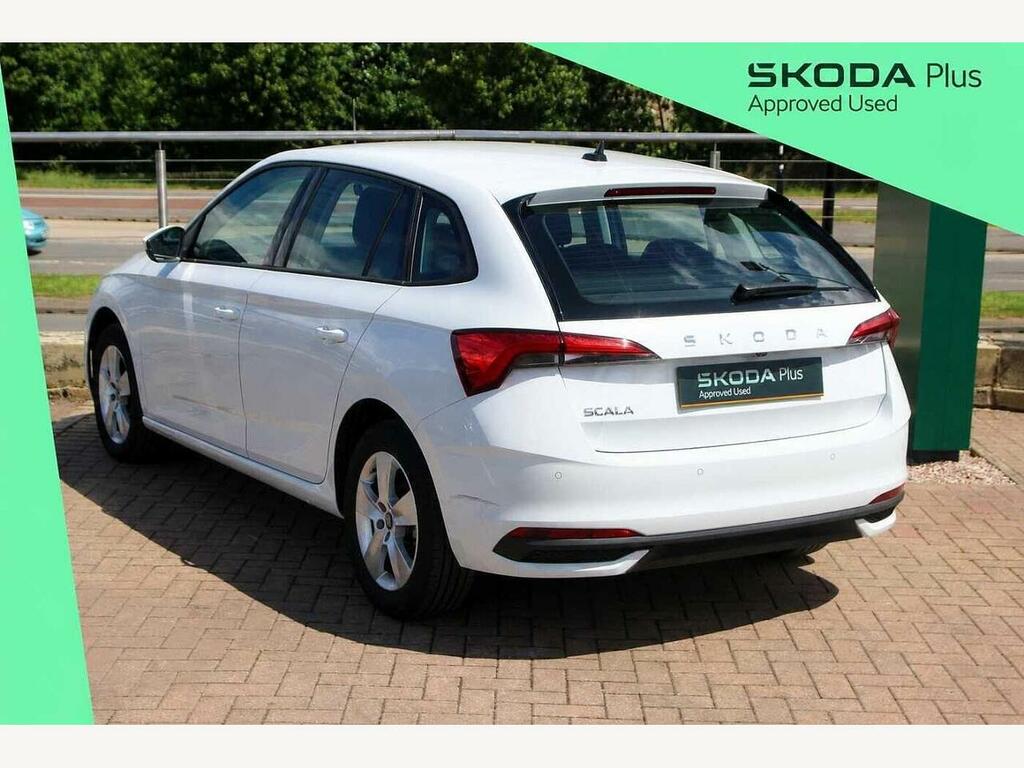 Skoda Scala 2025 1.0 Tsi 116 Se Edition Dsg White #3
