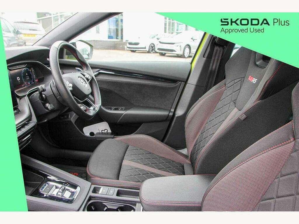 Skoda Octavia 2022 2.0 Tsi Vrs Dsg YR72OFK Green #2