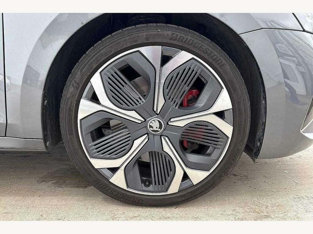 Skoda Octavia 2025 2.0 Tsi Vrs Dsg Grey #5