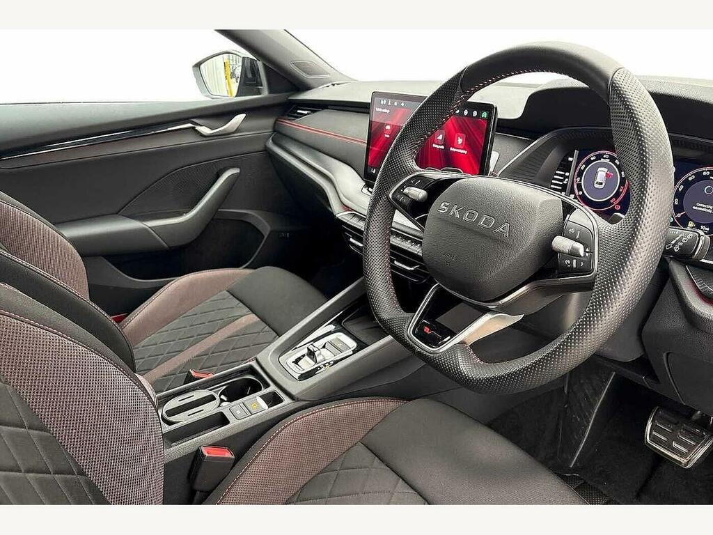 Skoda Octavia 2025 2.0 Tsi Vrs Dsg Grey #6