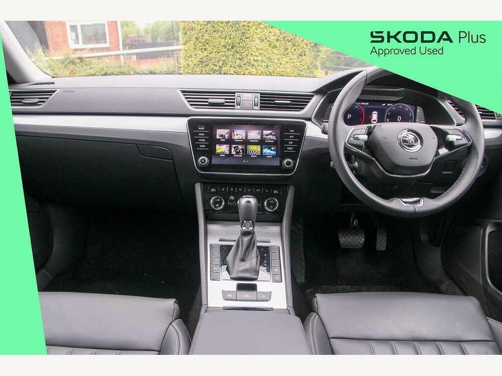 Skoda Superb Se Technology White #14