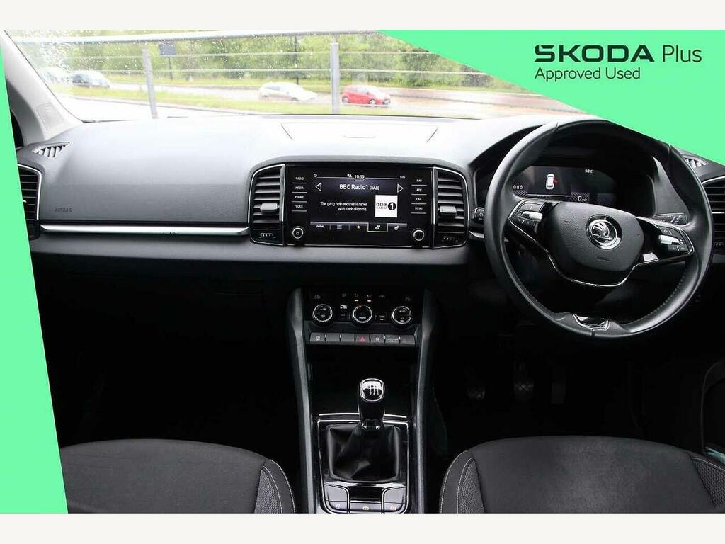 Skoda Karoq Se L Black #14