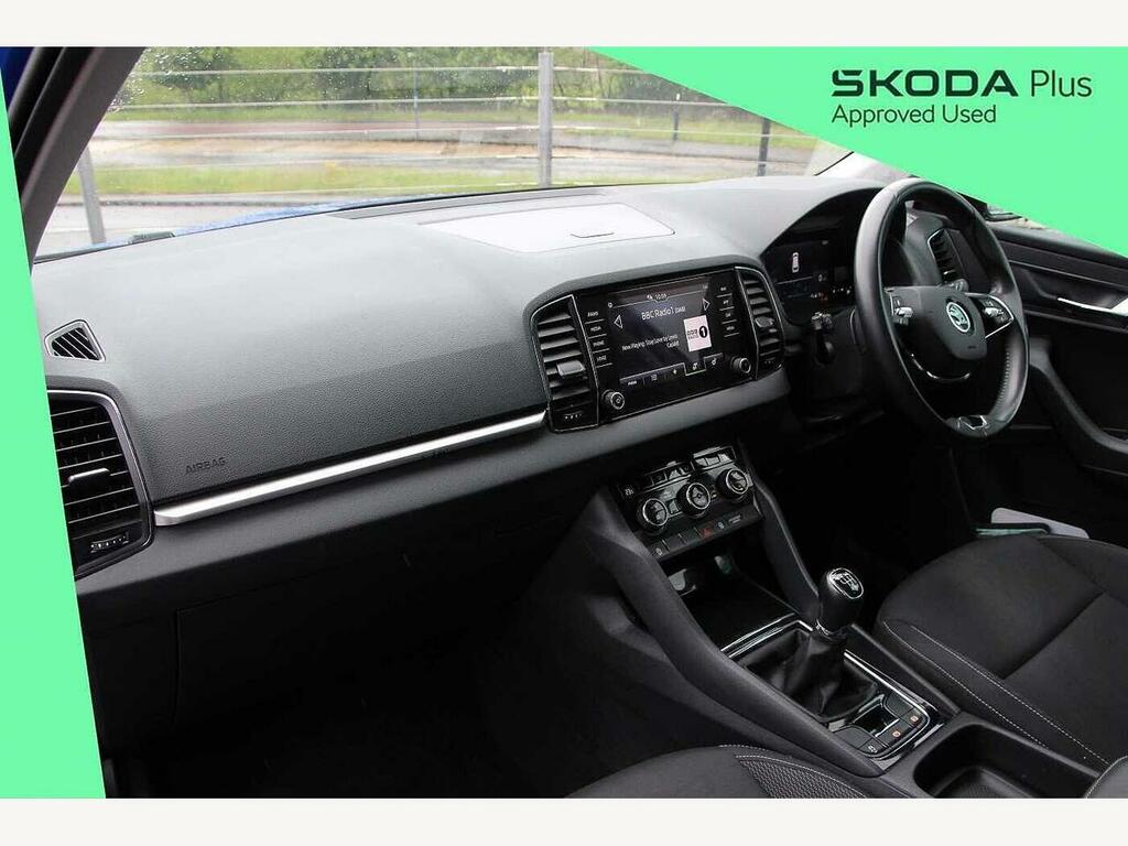 Skoda Karoq Se L Black #8
