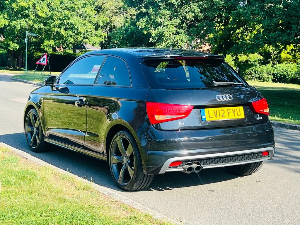 Audi A1 1.4 Tfsi Black Edition S Tronic Euro 5 Black #4