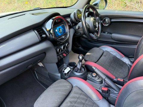 Mini Hatch 1.5 Cooper SO18ZXB White #2