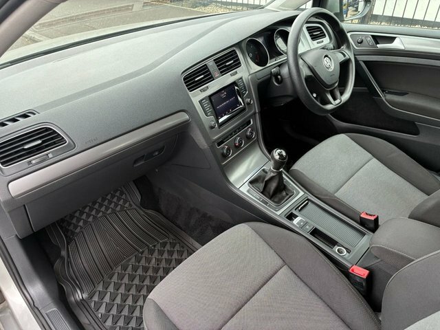 Volkswagen Golf 2.0 Golf Gt White #9