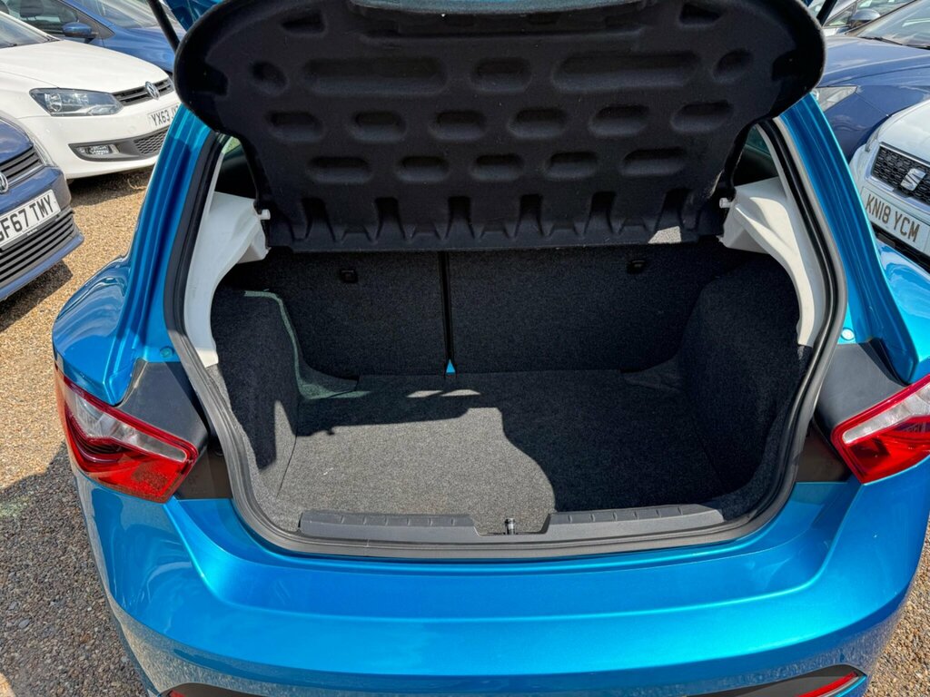 Seat Ibiza Hatchback Red #33