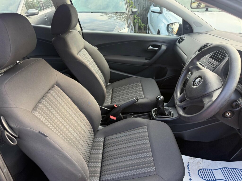 Volkswagen Polo Hatchback White #30