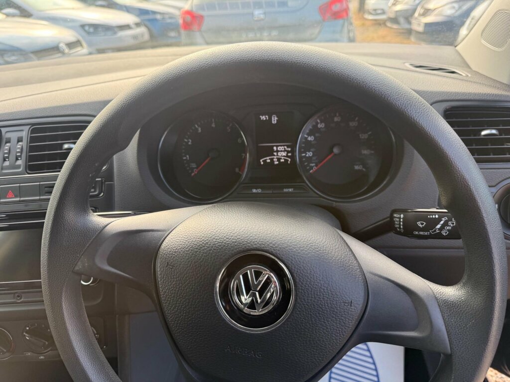 Volkswagen Polo Hatchback White #34