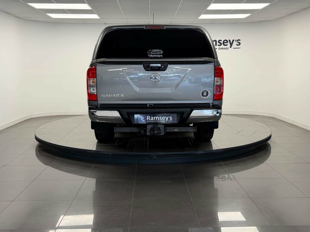 Nissan Navara Tekna Dci 4Wd  #6