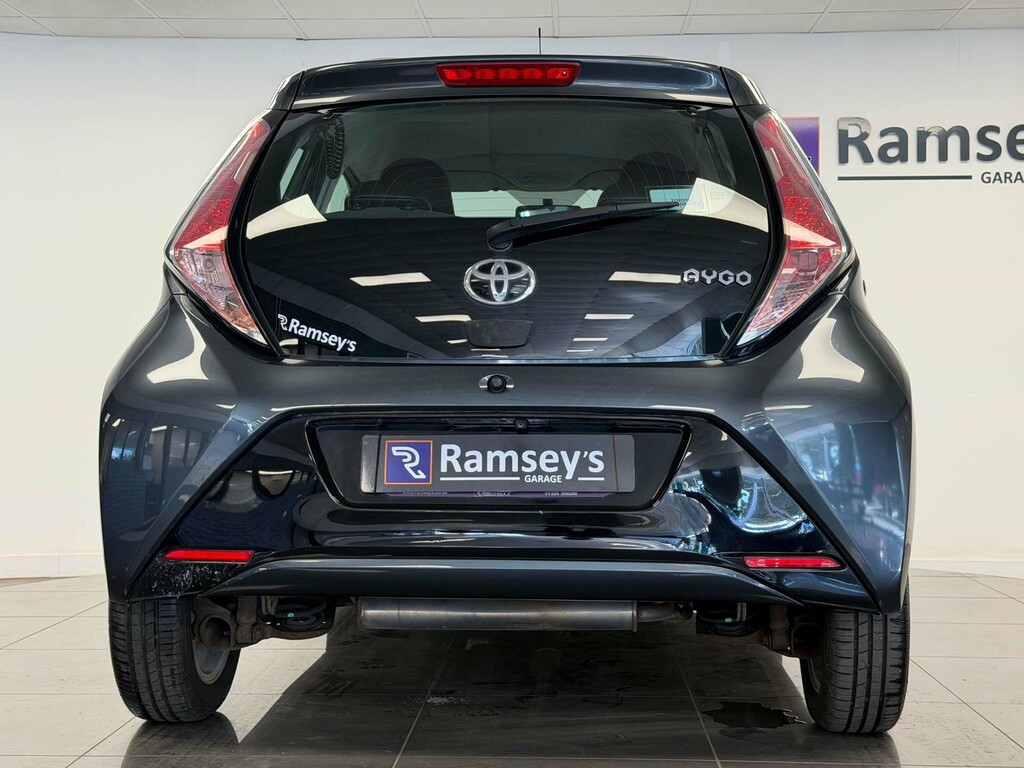 Toyota Aygo X Vvt-i X-play Grey #33