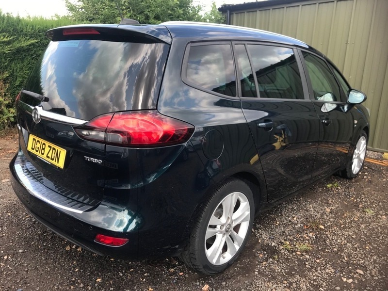 Vauxhall Zafira Sri Nav Green #2