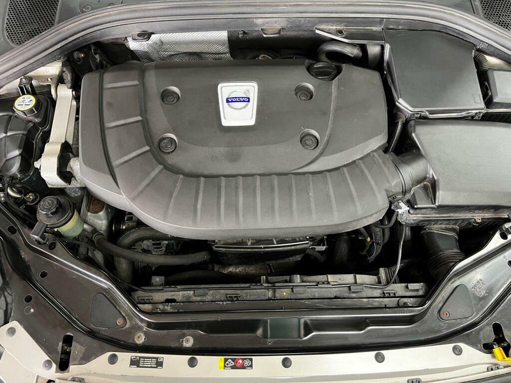 Volvo XC60 2.4 D5 Se Lux Nav Geartronic Awd Euro 5 KM63VPA Gold #3