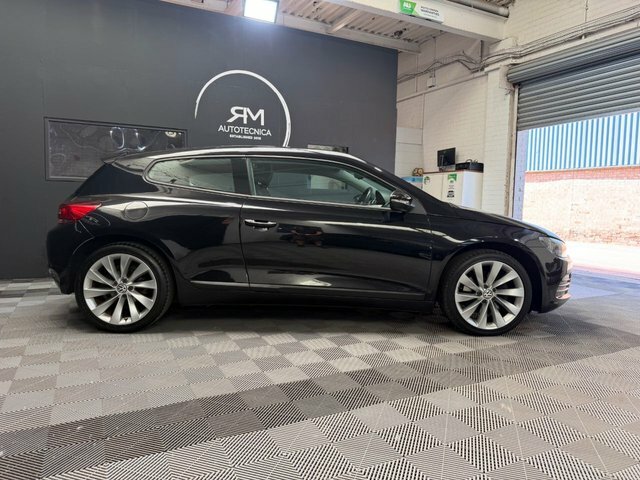 Volkswagen Scirocco 1.4 Tsi Hatchback Euro 5 160 Ps Black #5