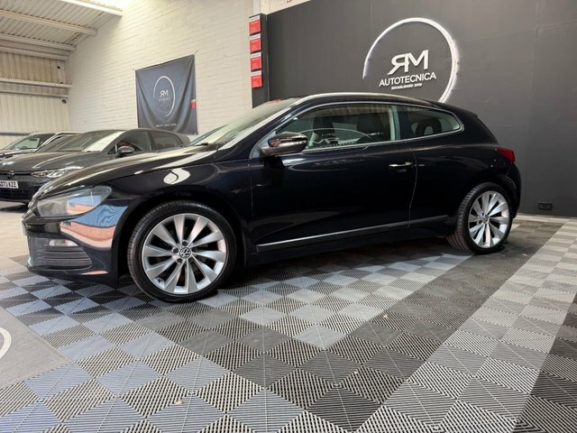 Volkswagen Scirocco 1.4 Tsi Hatchback Euro 5 160 Ps Black #4