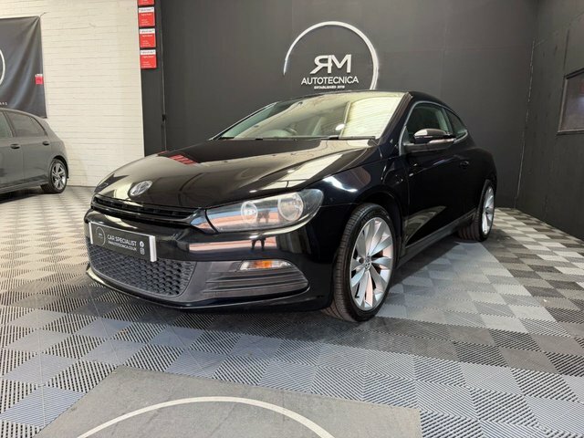 Volkswagen Scirocco 1.4 Tsi Hatchback Euro 5 160 Ps Black #3