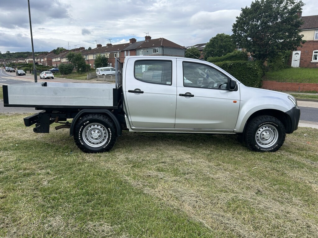 Isuzu D-Max Tipper 1.9 Td Utility Double Cab Tipper 2018 Silver #6