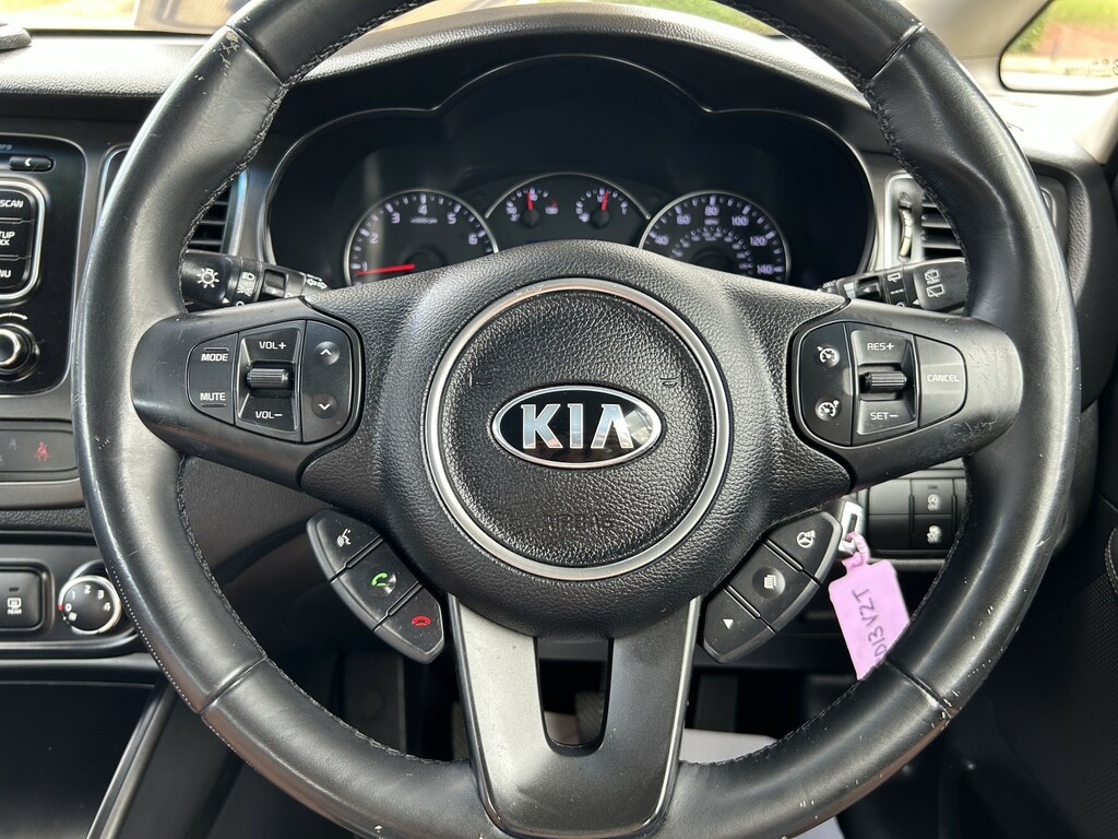 Kia Carens 1.7 Crdi 2 Mpv Euro 5 134 Bhp Black #16