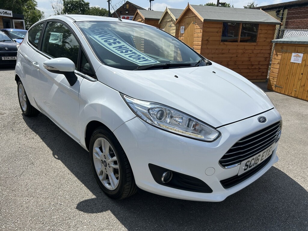 Ford Fiesta Hatchback 1.25 Zetec 2016 White